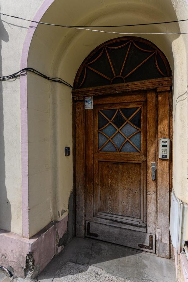 Dream Guesthouse Брашов Экстерьер фото