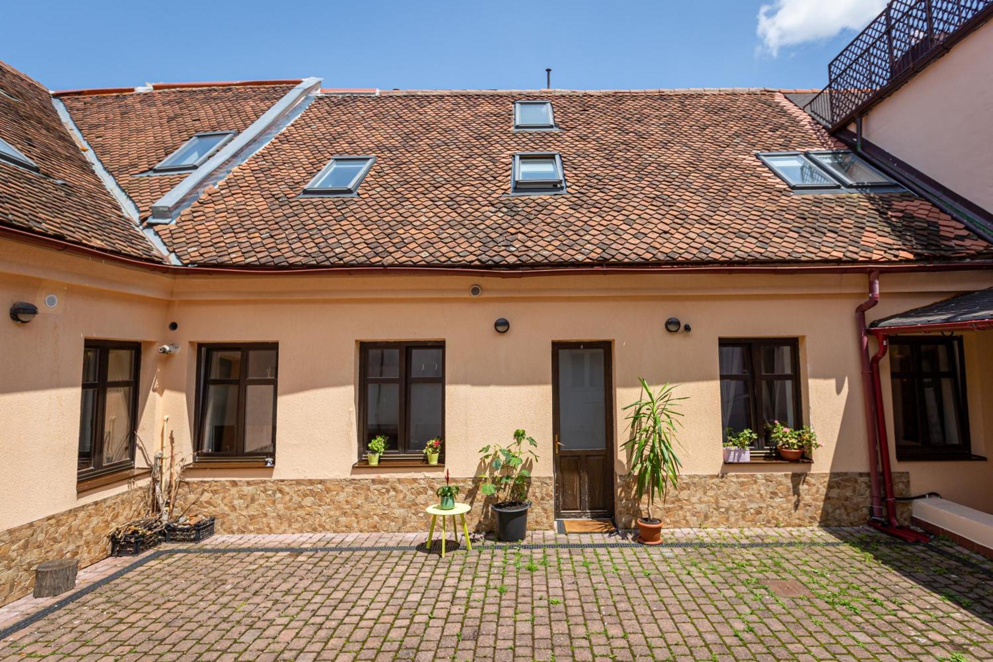 Dream Guesthouse Брашов Экстерьер фото